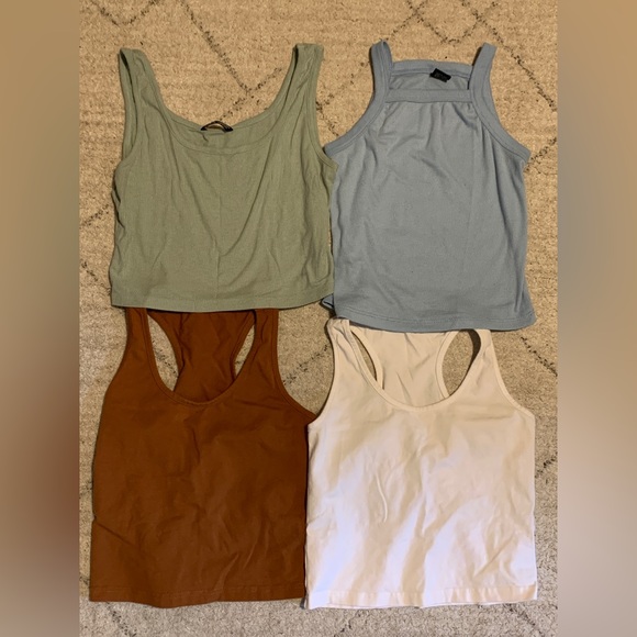 Tops - Cropped tank top bundle